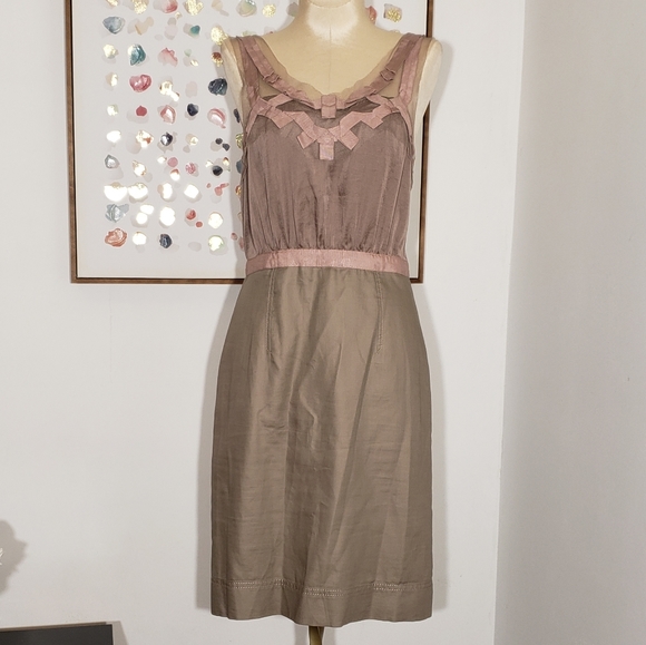 LOFT Dresses & Skirts - Loft dress in soft brown size 2